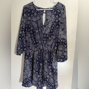 Women’s romper, L, navy and white colors, low cut in the front, short sleeve